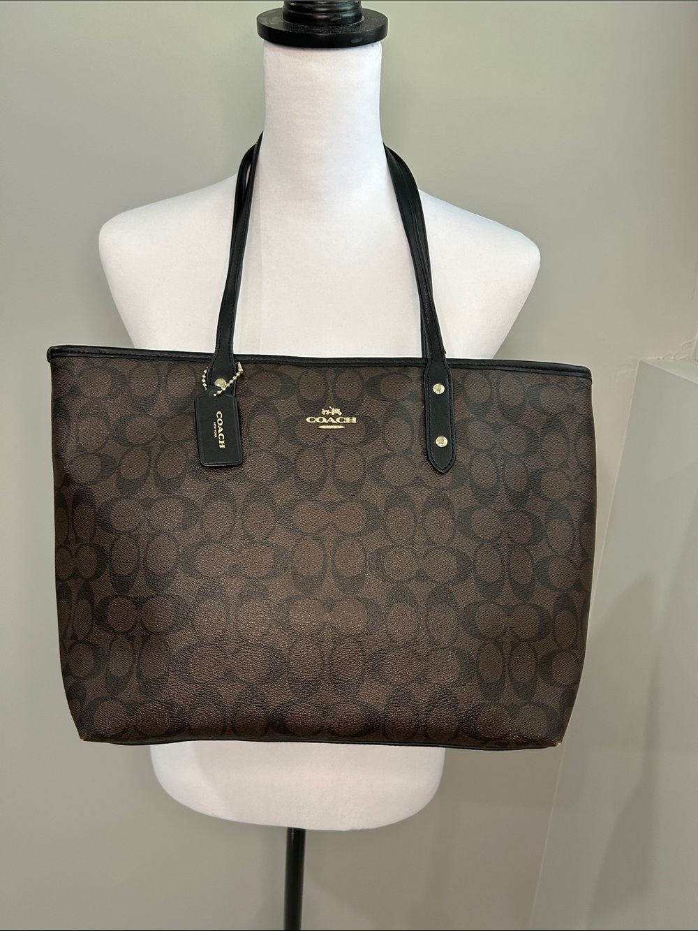 Coach Brown Signature C Coated Canvas City Zip Tote F58292